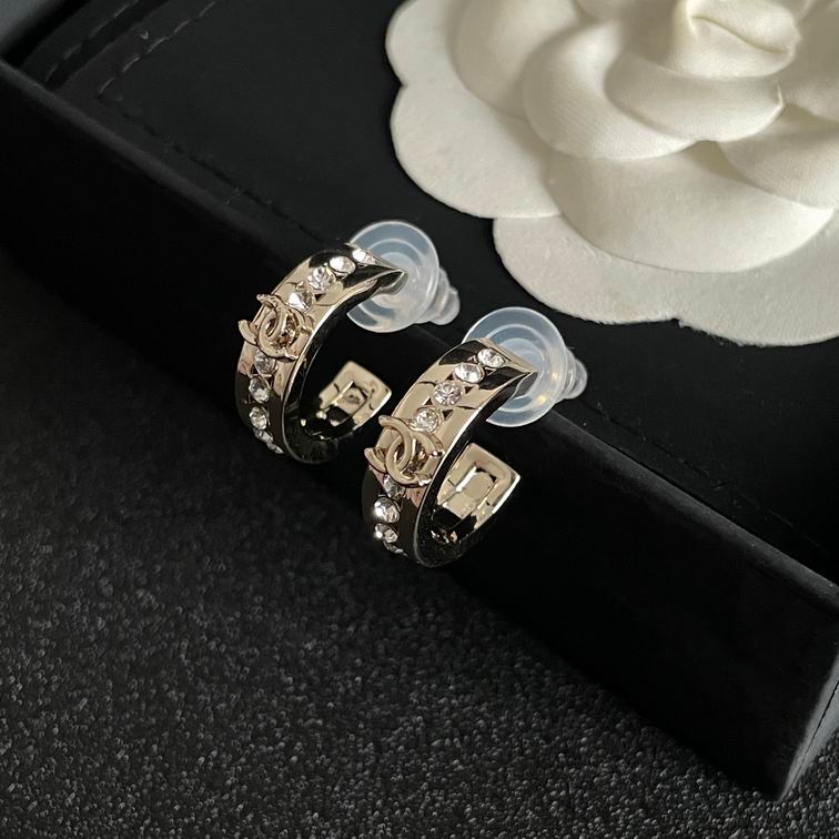 Chanel earring 11lyh540